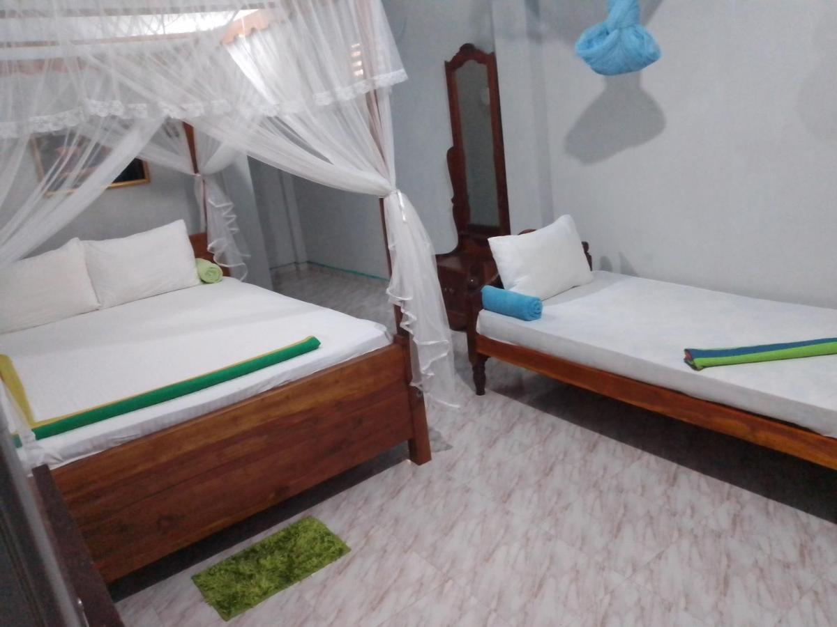 Green Park Safari House & Eco Tree House Uda Walawe Extérieur photo