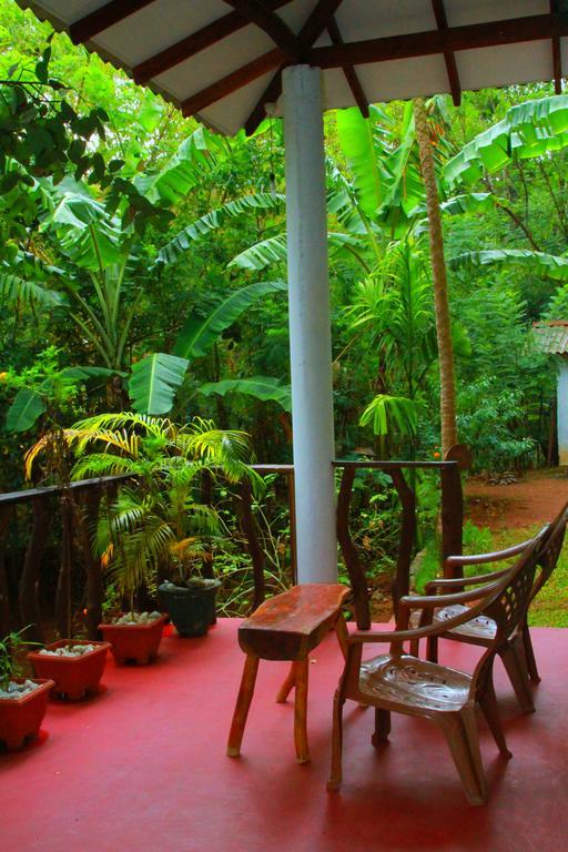 Green Park Safari House & Eco Tree House Uda Walawe Extérieur photo