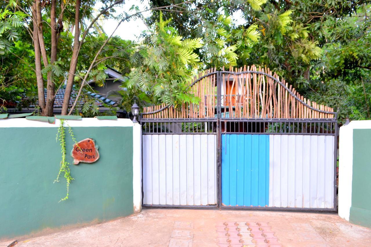 Green Park Safari House & Eco Tree House Uda Walawe Extérieur photo