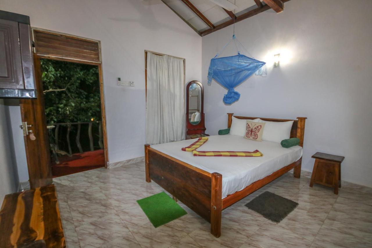 Green Park Safari House & Eco Tree House Uda Walawe Extérieur photo