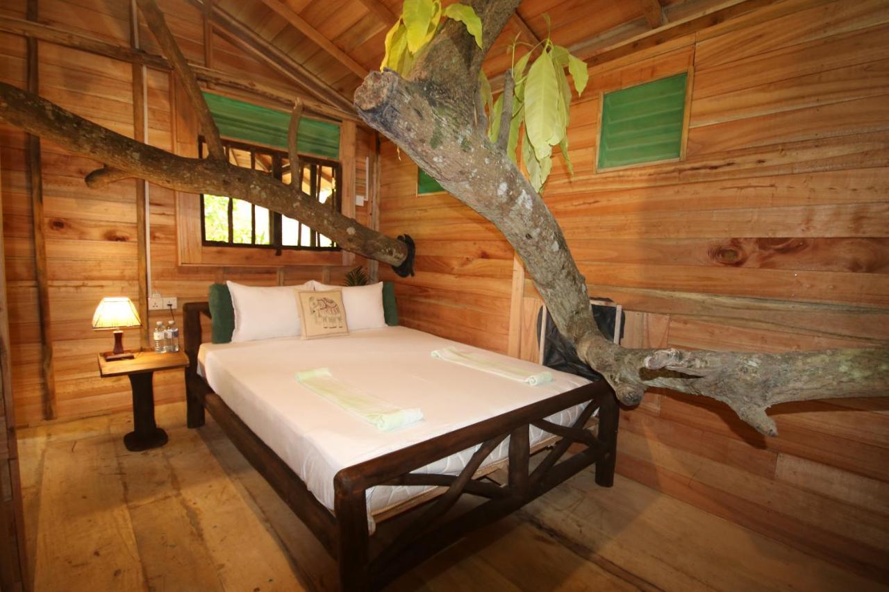 Green Park Safari House & Eco Tree House Uda Walawe Extérieur photo